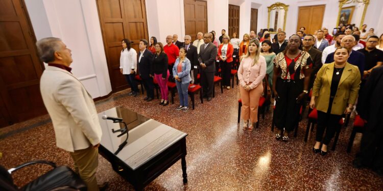 El Gobernador Caldera anuncia integrantes de su gabinete ejecutivo
