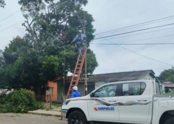 CORPOELEC optimiza servicio eléctrico a más de 1.500 familias zulianas