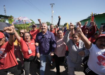 Despliegue del gobierno en el territorio con la dirección del gobernador Luis Caldera en el municipio Baralt