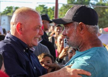 Di Martino informa prohibición de “alcabalas” y el “remolque” de carros en casco central