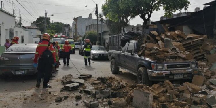 FUERTE SISMO DE 5.6 SACUDE GUATEMALA