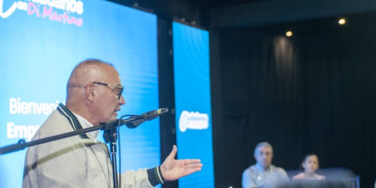 Más de 300 empresarios respaldan a Di Martino
