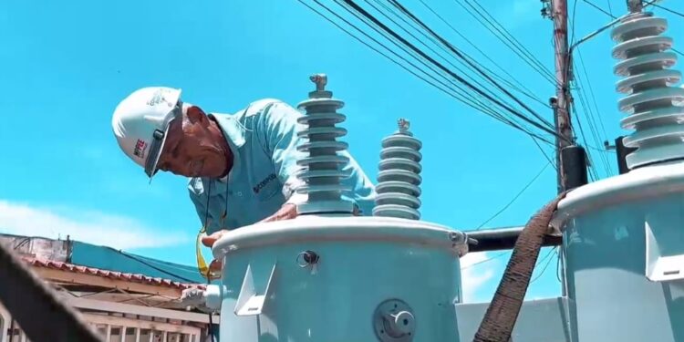 CORPOELEC instaló 62 transformadores en el Zulia para fortalecer el servicio eléctrico a 950 familias