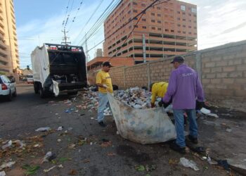 REACTIVADA RECOLECCIÓN DE BASURA EN MARACAIBO