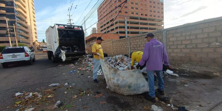REACTIVADA RECOLECCIÓN DE BASURA EN MARACAIBO