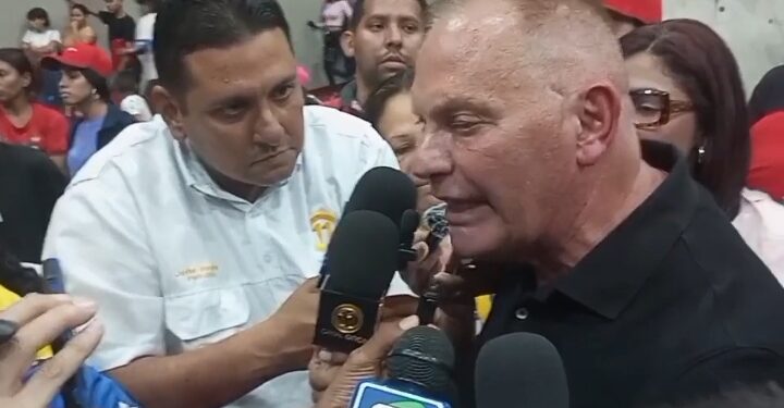 Di Martino activará direcciones municipales de juventud y comunas