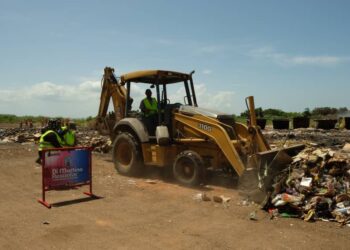 Alcalde Di Martino: “En el Mercado Las Pulgas recolectamos mil toneladas de basura en dos días”
