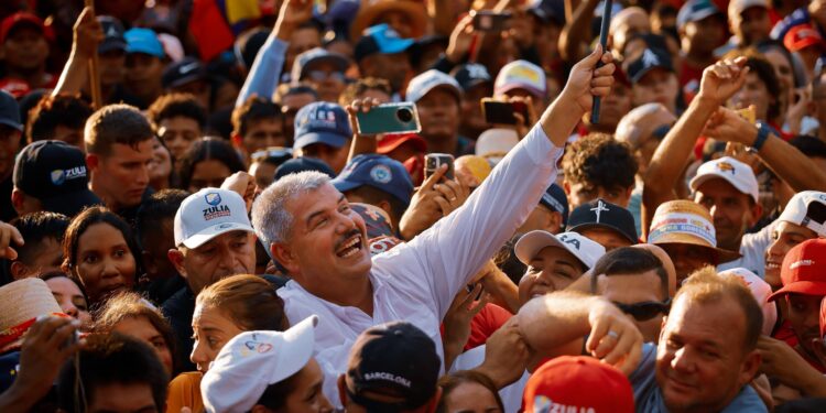 Pueblo zuliano alzó su voz junto a sus gobernantes por la paz y en contra de las amenazas imperiales