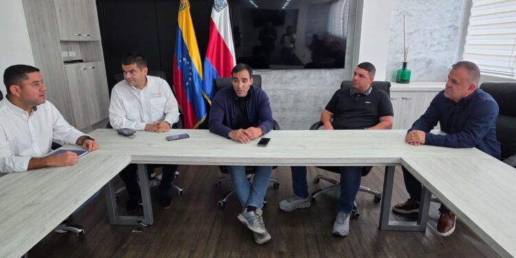 Viceministro de Comercio Nacional articula acciones con Alcaldía de Maracaibo