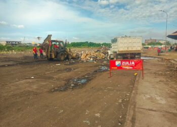 Gobernación del Zulia lleva jornada de recolección de desechos sólidos a Las Pulgas, Santa Rosa y la Vereda 2