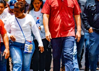 Plan Estadal de Vialidad se extiende al tramo Distribuidor La Chinita-Aeropuerto con 10.000 toneladas de asfalto