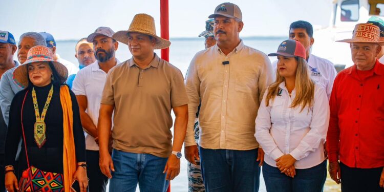 Ministro Araguayán y gobernador Caldera inauguran Terminal Lacustre Nigale que interconecta a Mara y Padilla