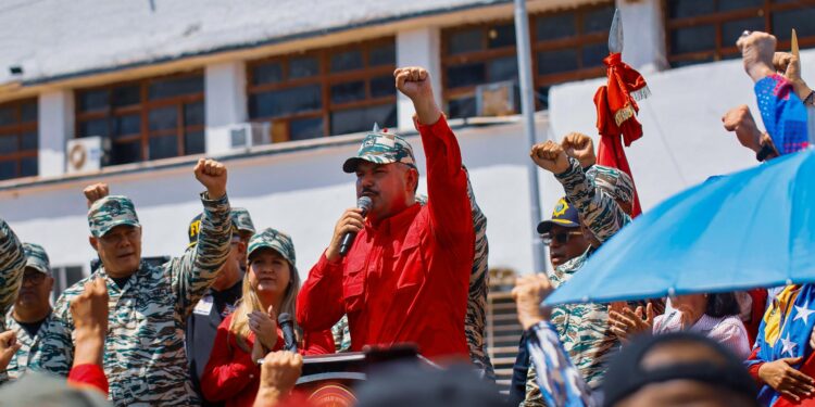 Zulianos atendieron convocatoria del presidente Maduro para alistamiento militar en defensa de la Patria