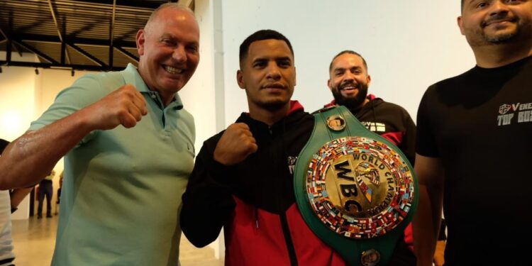 Alcalde Di Martino: “Campeón Mundial de boxeo Cañizales defenderá su título en Maracaibo”