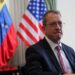 El ex embajador de EEUU para Venezuela James Story descartó una invasión militar y aseguró que Trump no sacará a Maduro del poder……