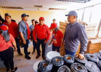Plan Cayapa de la Salud: Una revolución sanitaria comandada por el gobernador Luis Caldera