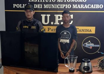Detienen a adolescente por presunto hurto en el sector Las Tarabas de Maracaibo