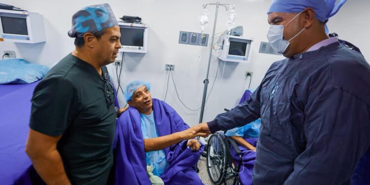 Alcalde de San Francisco Héctor Soto anuncia reapertura de Bansur e inicio de programas de salud para beneficio de los sanfranciscanos