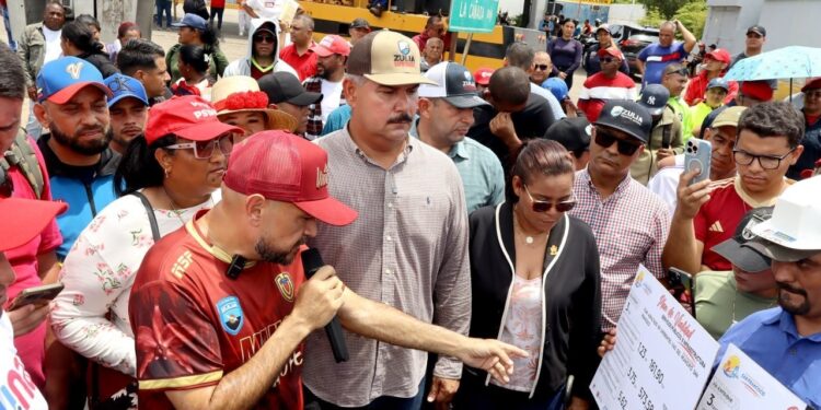 Con nueve mil toneladas de asfalto: Gobernador Luis Caldera y Alcalde Héctor Soto inician trabajos de recuperación vial en San Francisco