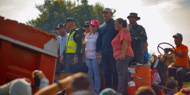 Plan de vialidad inicia recuperación de 13 km de la Lara-Zulia para beneficiar más de 300 mil habitantes