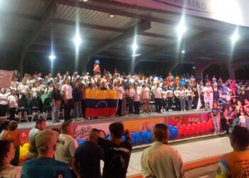 Más de 3.500 personas marcharon por la paz y la fe en Maracaibo