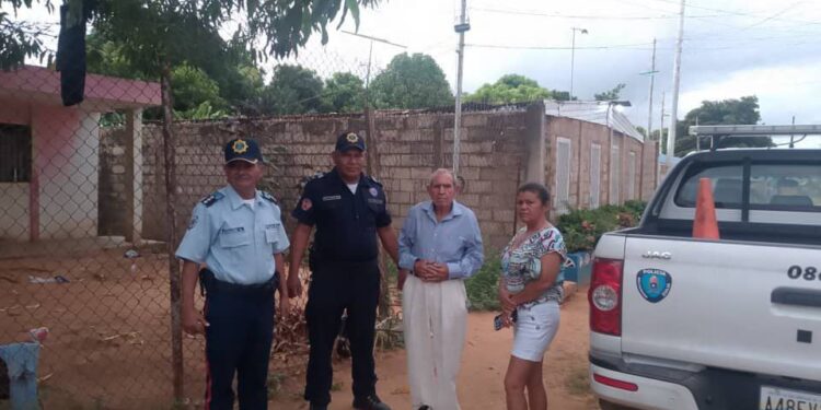 Cpbez entregó a la familiares en Maracaibo a un adulto mayor que deambulaba por La Concepción