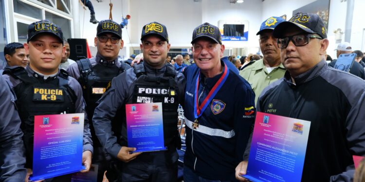 Maracaibo se prepara para contingencias climáticas dotando a sus cuerpos de seguridad, y la consolidación del sistema de prevención y mapas de riesgo en Maracaibo