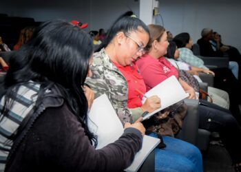 Siribsur realiza taller de sensibilización sobre Trastorno del Espectro Autista (TEA)