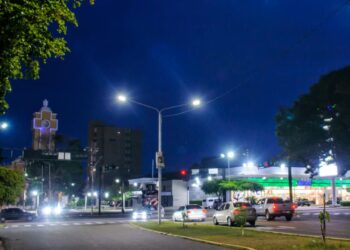 100 días de gestión 100 km de iluminación Gobernación avanza en Plan de Iluminación de Maracaibo