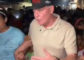 Alcalde Di Martino atendió inmediatamente reclamo de la comunidad Altos de Milagro Norte en recorrido nocturno