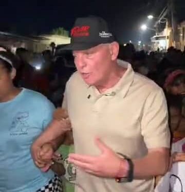 Alcalde Di Martino atendió inmediatamente reclamo de la comunidad Altos de Milagro Norte en recorrido nocturno