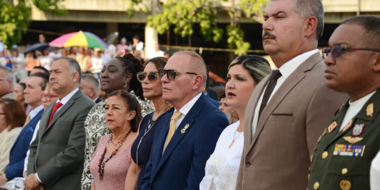 Más de 60 mil feligreses recibieron, a su patrona, Virgen de Chiquinquirá en su “Solemne Bajada