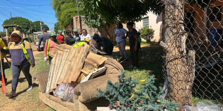 Operativo ¡Saca tu Cachivache! de la Alcaldía de Maracaibo recorrió el sector Ezequiel Zamora en el oeste de la ciudad