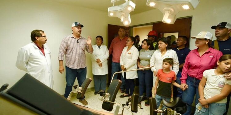 Plan Cayapa transforma hospitales con una ofensiva sanitaria impulsada por el gobernador Caldera