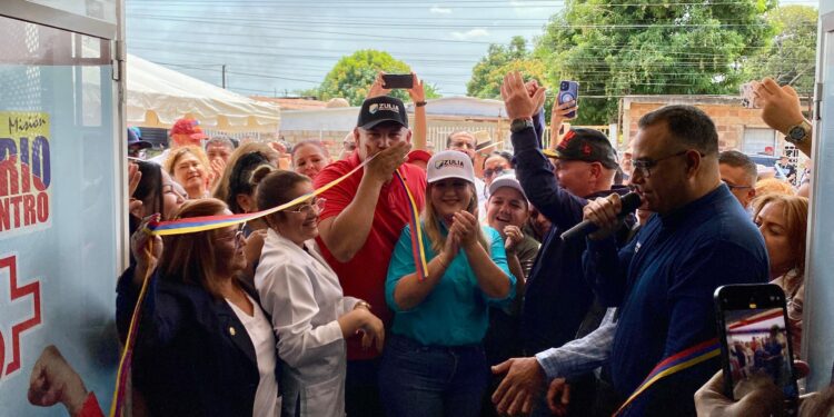 Plan Cayapa 2025 llega a 37 centros de salud rehabilitados con entrega del CDI y SRI La Pastora