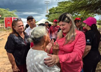 La primera dama del Zulia encabezó jornada médica integral para adultos mayores en el municipio Miranda