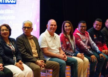 Alcaldía de Maracaibo apoya 500 estudiantes con becas “Ana María Campos”