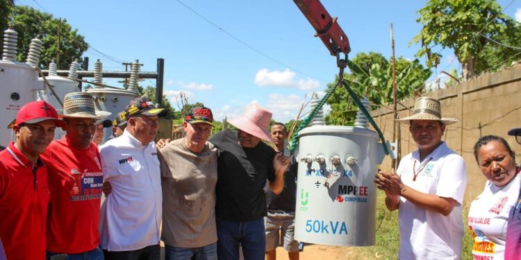 Atendidas 250 familias en parroquia San Isidro con 6 transformadores