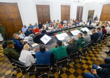 El Gobernador Caldera se reúne con 21 asociaciones ganaderas en Estado Mayor de Agricultura y Producción del Zulia