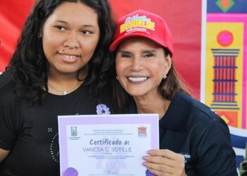 Ana Clara Barboza de Di Martino: “Con la VenApp la Alcaldía de Maracaibo da respuesta directa al pueblo”