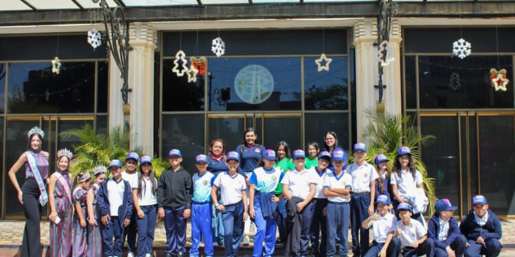 La Alcaldía de Maracaibo presenta nueva ruta educativa patrimonial