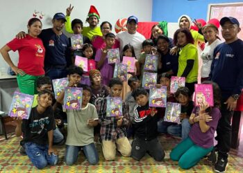 “Dona un regalo con propósito esta navidad”: llena de sonrisas a niños de FUNDANIS