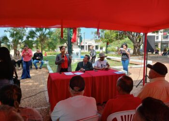 Gobernación del Zulia activa consulta pública para la transformación integral de la Plaza Bolívar de Maracaibo