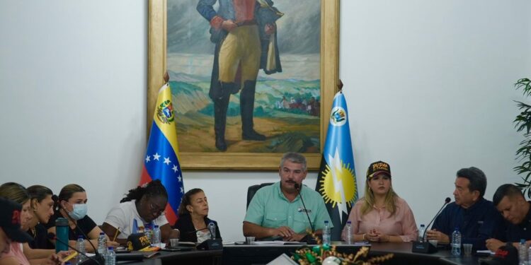El Gobernador crea comisiones para garantizar operatividad de áreas prioritarias para la atención del pueblo