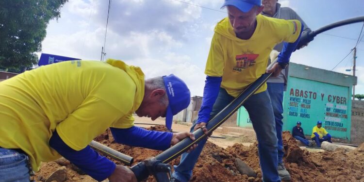 Alcaldía de Maracaibo inicia obras de gas doméstico en el barrio 19 de Abril