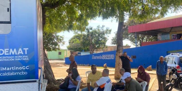 ¡En el mercado de Corito! SEDEMAT llevó servicios tributarios a la parroquia Cristo de Aranza
