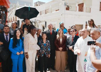 El Gobernador luis Caldera celebra junto al pueblo Día de la Zulianidad con entrega de reconocimientos y obras
