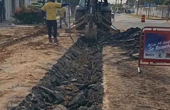 Alcaldía de Maracaibo sustituye 95 metros lineales de colector en Urb. La Rotaria