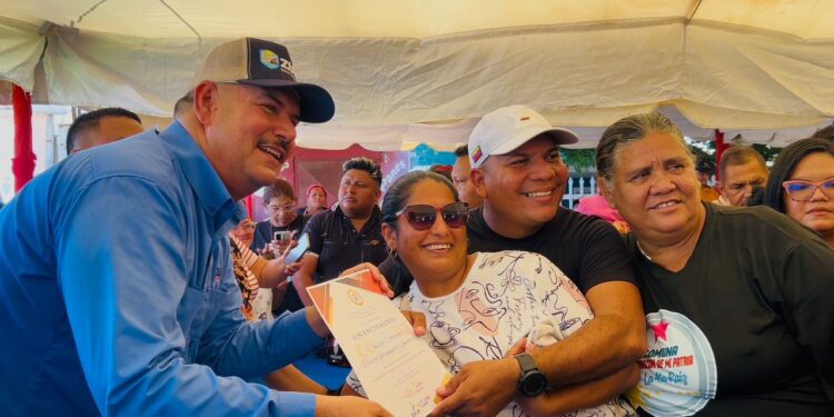 Zulia activa “Obratón Comunal” con financiamiento directo a 30 proyectos comunales de servicios y vialidad