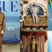 Bad Bunny deslumbra en la portada de Vogue Brasil